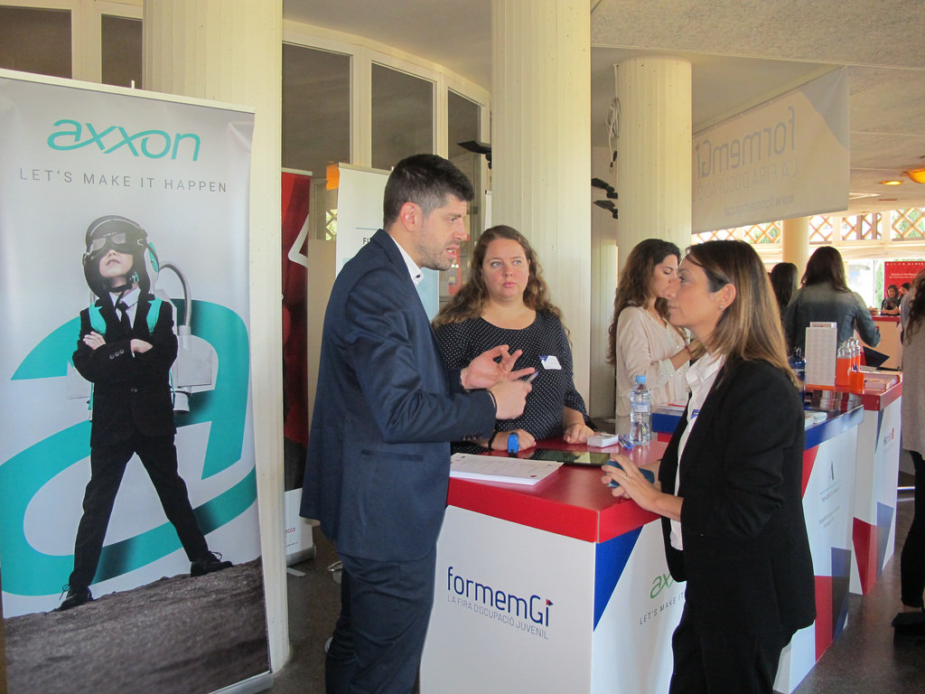Axxon participa en la 1ª Feria de Empleo Juvenil de Girona